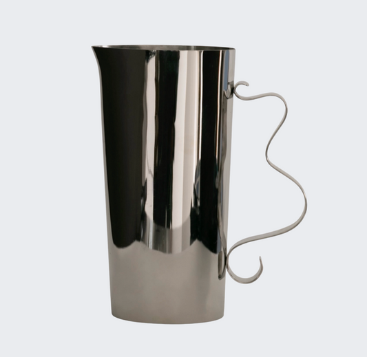 Squiggle Pitcher