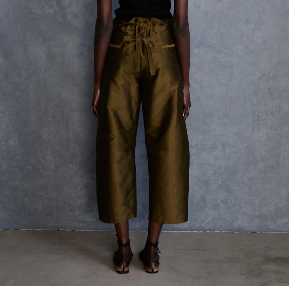Techno Taffeta Barrel Pant Olive